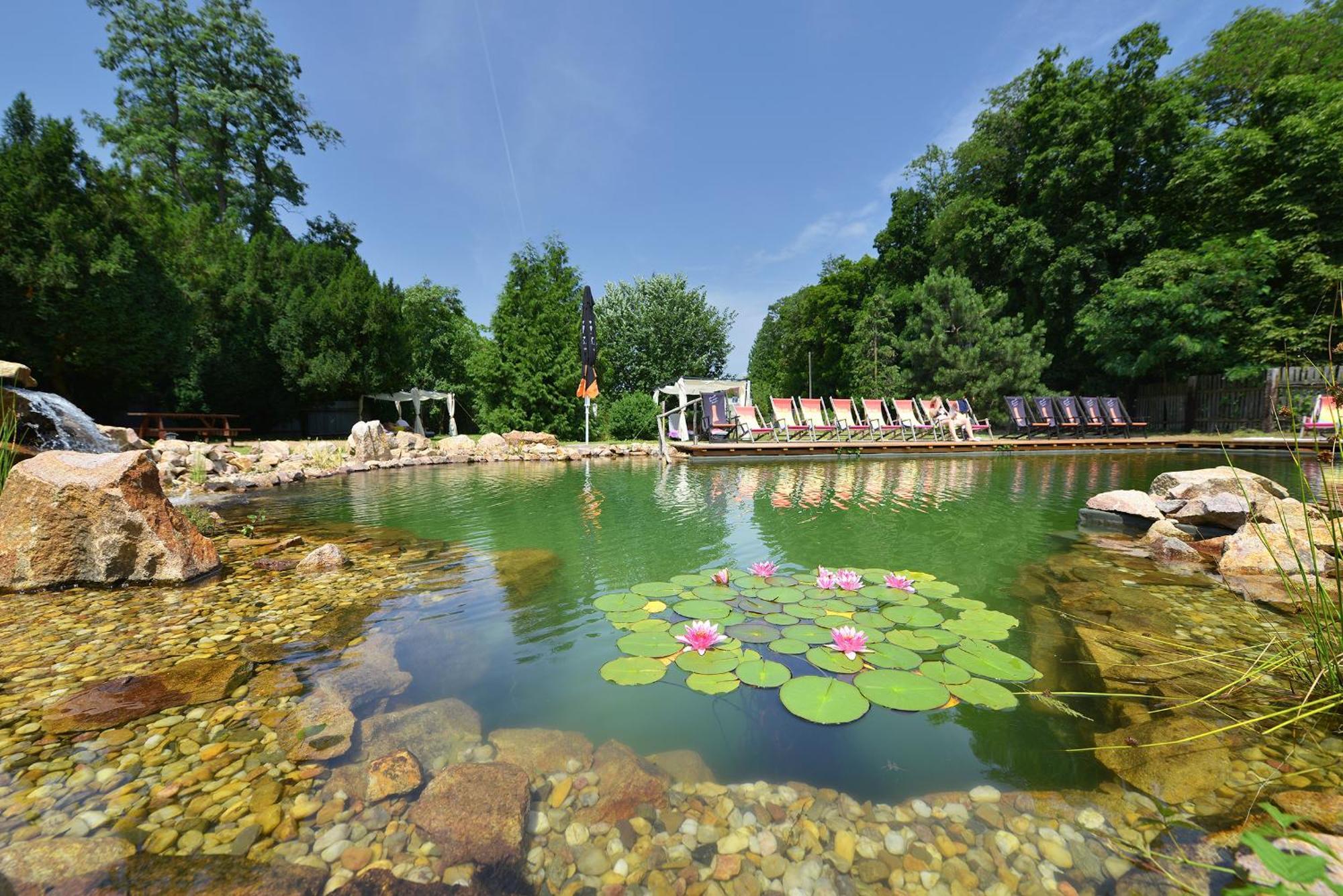 Maxmilian Lifestyle Resort Loučeň المظهر الخارجي الصورة